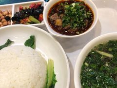 -黔阿牛菌汤牛肉粉全牛火锅(喷水池店)