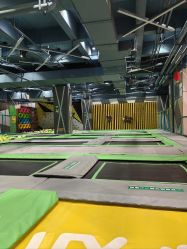 -反弹蹦床公园·亲子乐园·团建·派对(尚品奥莱店)