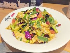 -咱屯子铁锅炖直营店(保利店)