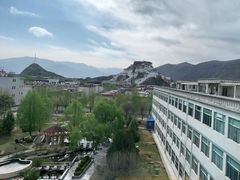 -平措康桑·和牛自助观景餐厅(布达拉宫店)