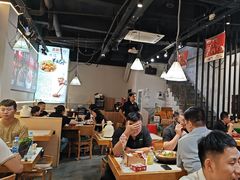 -鑫郭氏·南昌20年大排档(红谷滩旗舰店)