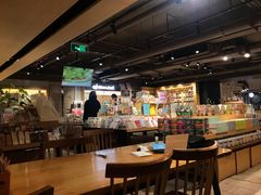 -猫的天空之城概念书店(苏州诚品店)