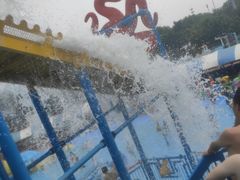 -欢乐水魔方水世界