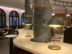 大堂-星巴克臻选(天津恒隆广场旗舰店)