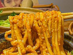 -有红鸡毛店·砂锅菜(抚琴夜市店)