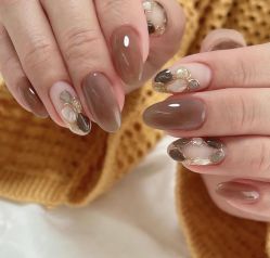 -LISSOM莉森 Nail ·美甲美睫原创定制店