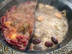 -张记老码头重庆老火锅(磨店老街店)