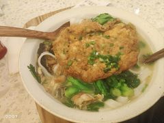 梭边鱼炸蛋粉-三姐·老友记·南宁老友粉(朝阳区光华路嘉里中心店)