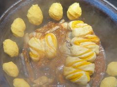 -鱼窝棚柴火铁锅炖(富山屯店)