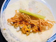 -挂旗柴锅鸡(蚌山区嘉年华店)