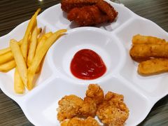 缤纷人气小食拼盘-豪客来牛排(府河店)