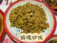 -思博半步颠小酒馆(梦时代店)