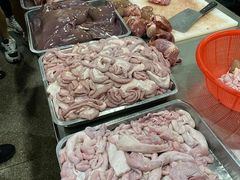 -标记美食新鲜猪杂(兴南大道店)
