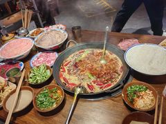 -萍姐火锅·公路夜市(武汉首店)