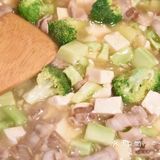 減脂必選🌟簡易料理：西蘭花煮豬五花豆腐🌟