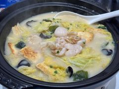 浓汤白菜炖扇贝-品海楼·大连海胆锅贴馆(东港店)