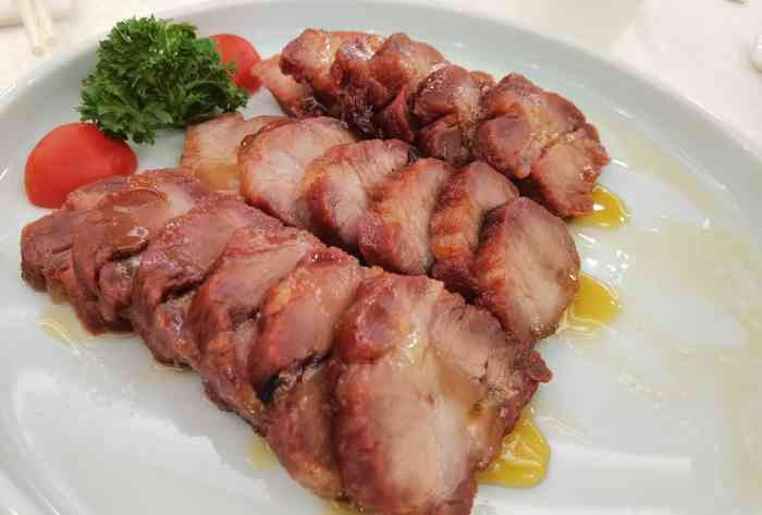 广东迎宾馆-红棉餐厅-"一进去右手边的大楼,整个迎宾馆里边的环境.