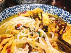 -粉家柳州螺蛳粉(杨宅路店)