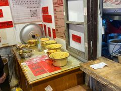 -柳州肥姨妈大骨螺蛳粉(万达中心店)