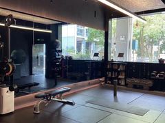 -TOP健身私教工作室(侨香店)