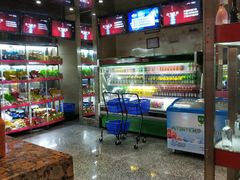 -乐翻天量贩式KTV(淞发路店)