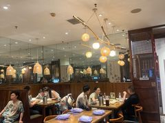 -泉畔人家·老济南经典鲁菜(大明湖店)