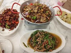 -江城燕子大排档(江汉路步行街店)