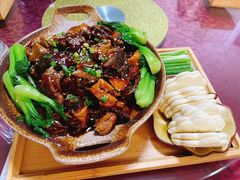 招牌古法冰糖全肘-兰菊私厨