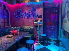 -UK派对KTV(日月广场店)