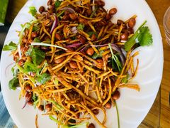 -东北菜冰城一家人