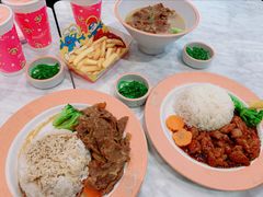 -蓝精灵乐园·世茂精灵之城主题乐园