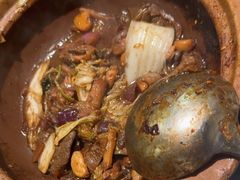 -胡须佬鸡煲四季火锅店(石厦西村直营店)