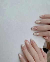 -悦指间美甲美睫
