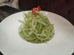 爽口西芹-高第街56号港式餐厅·精选(世茂广场宽厚里大明湖店)