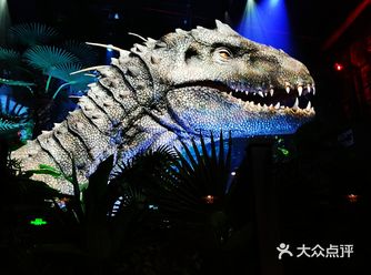 在广州又出现了一个好玩的地方️这里经常有恐龙出没️