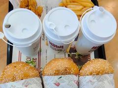 -The Habit Burger Grill 哈比特汉堡(复兴soho店)