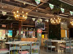 -琥珀老六龙虾(四里河店)