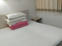 -蓝凯宾馆(和平西桥地铁站店)