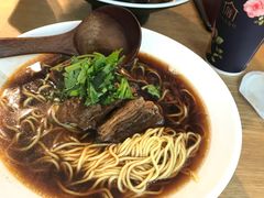 招牌红烧半筋半肉面-厝内小眷村(天河南一路店)