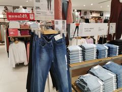 -优衣库(重庆星光时代广场店)