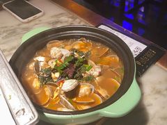 -绿茶餐厅(光谷世界城步行街店)