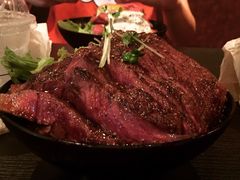 一磅牛肉盖饭-Red Rock(京都六角通り店)