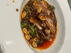 -渝信川菜 · 川味家常菜(财富购物中心店)