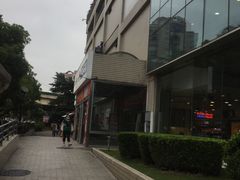 -家乐福(古北店)