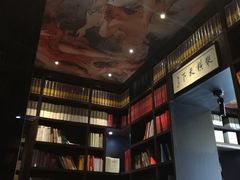 -钟书阁(松江泰晤士小镇店)