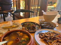 -小厨子私房菜·云南美食店