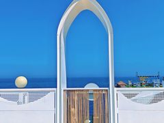 -北戴河碧螺塔海上酒吧公园