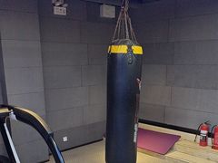 -开阳里游泳健身