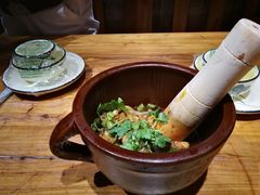 尖椒擂茄子-老滇山寨•云南特色菜•地方菜•民族风情歌舞表演(金碧店)