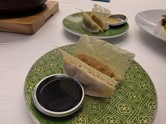 -品海楼·大连海胆锅贴馆(东港店)